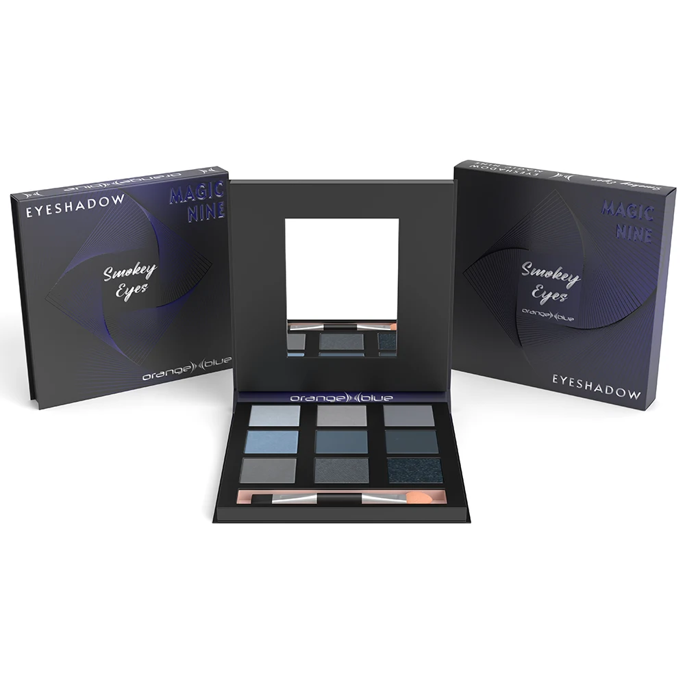 3D-Rendering der Lidschatten-Palette Smokey Eyes mit Verpackungen